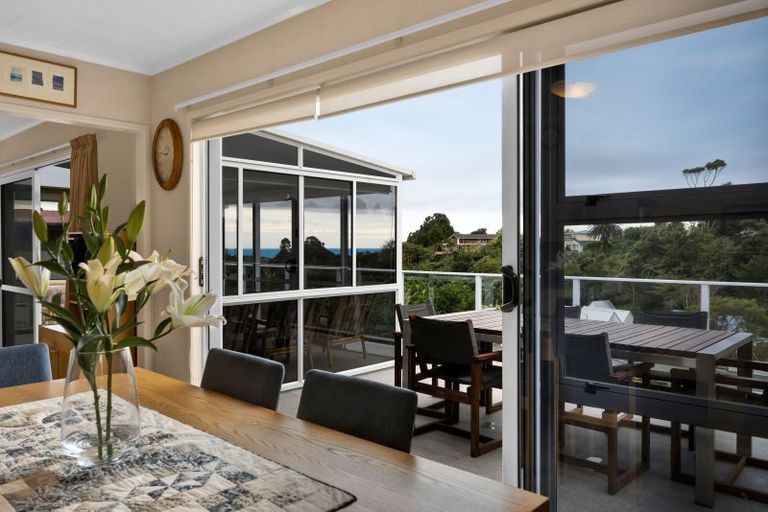 Photo of property in 17 Nevada Drive, Merrilands, New Plymouth, 4312