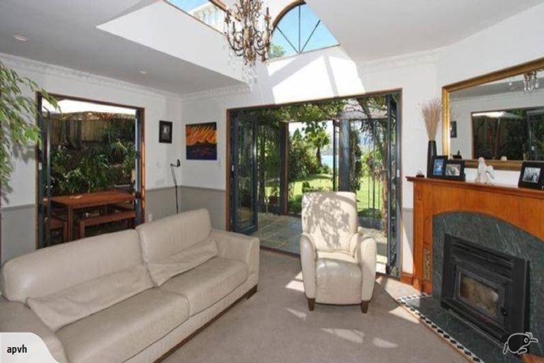 Photo of property in 14 Pascoe Avenue, Paremata, Porirua, 5026