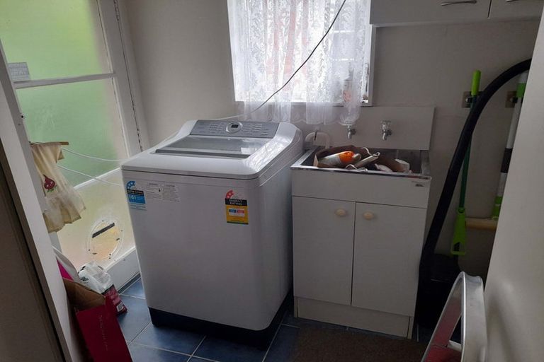 Photo of property in 23 Glamorgan Drive, Torbay, Auckland, 0630