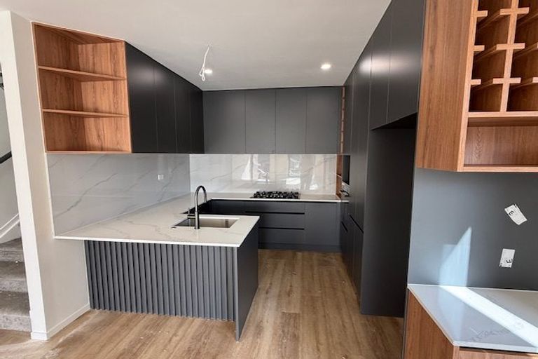 Photo of property in 244d West Hoe Heights, Orewa, 0931