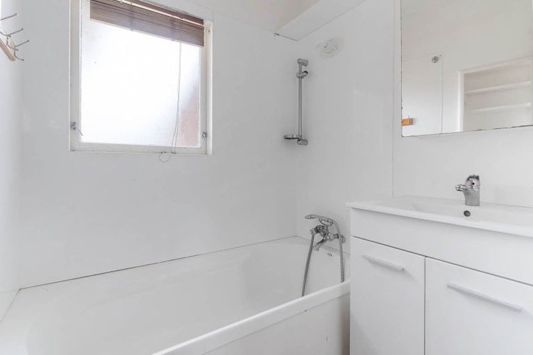 Photo of property in 57 Ranui Avenue, Ranui, Auckland, 0612