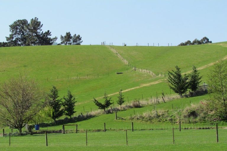 Photo of property in 47 Finlayson Road, Waihola, Milton, 9073