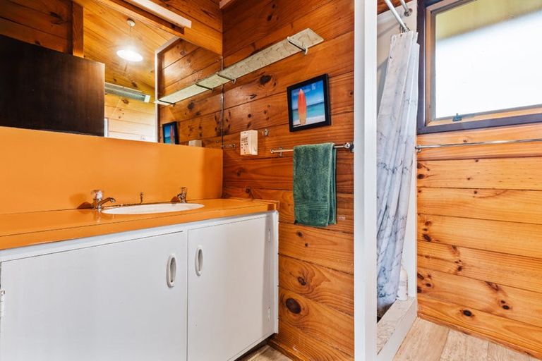 Photo of property in 45 Kurupae Road, Hilltop, Taupo, 3330