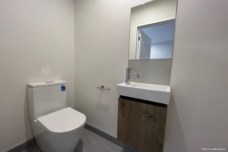 Photo of property in 28 Selo Street, Glen Eden, Auckland, 0602