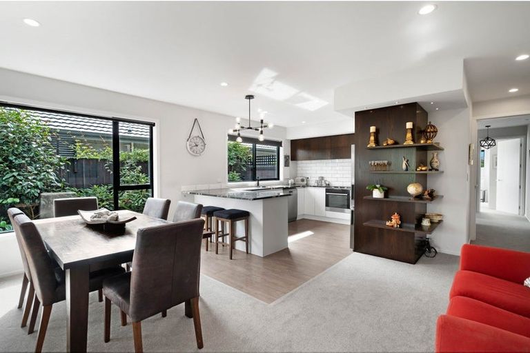 Photo of property in 10 Koreke Lane, Halswell, Christchurch, 8025