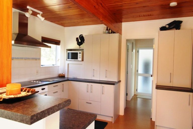 Photo of property in 116 Rimu Place, Matarangi, Whitianga, 3592