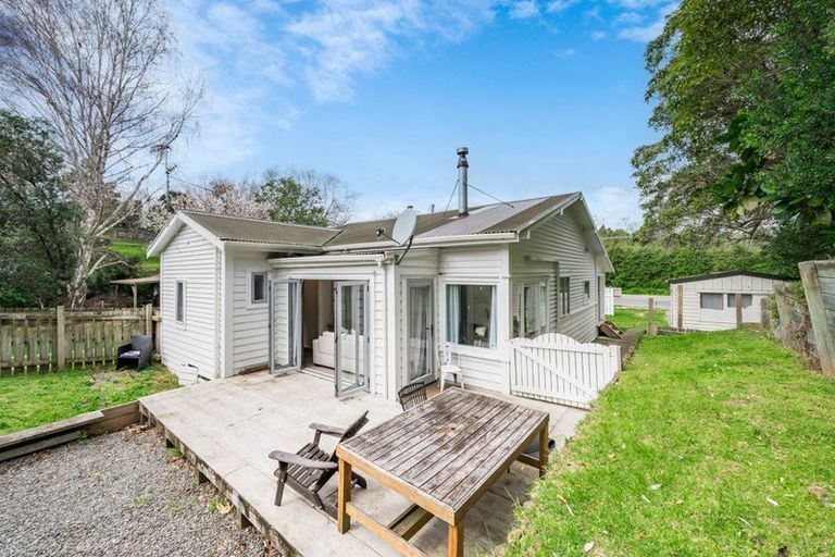 Photo of property in 33b Ratanui Road, Paraparaumu, 5032