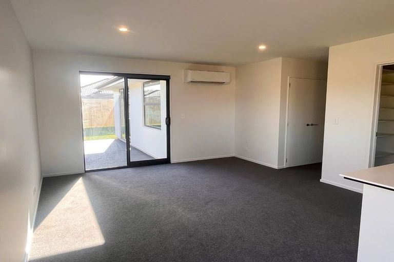 Photo of property in 12 Ned Place, Halswell, Christchurch, 8025