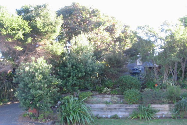 Photo of property in 65 Tutere Street, Waikanae Beach, Waikanae, 5036