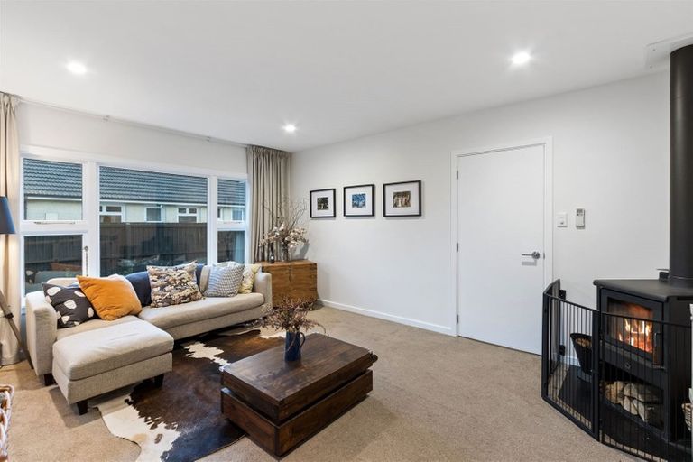 Photo of property in 74 Isleworth Road, Bishopdale, Christchurch, 8053