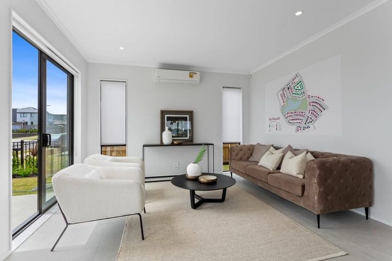 Photo of property in 1 Koura Drive, Red Beach, 0932