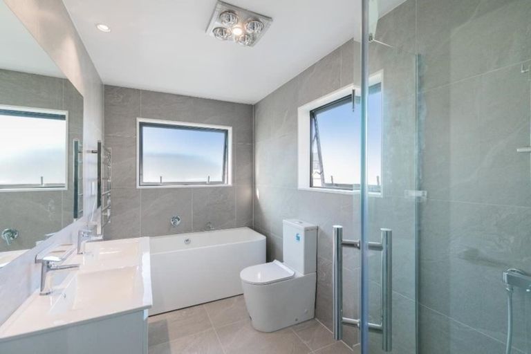 Photo of property in 10 Matiki Road, Flat Bush, Auckland, 2019