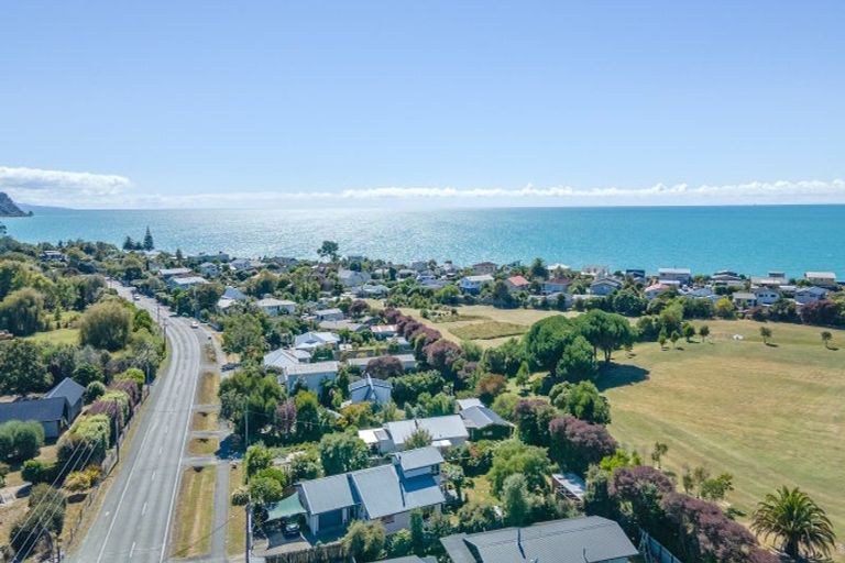 Photo of property in 10a Broadsea Avenue, Ruby Bay, Mapua, 7005
