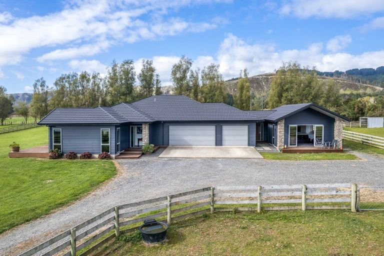 Photo of property in 57 Serenity Lane, Koputaroa, Levin, 5571