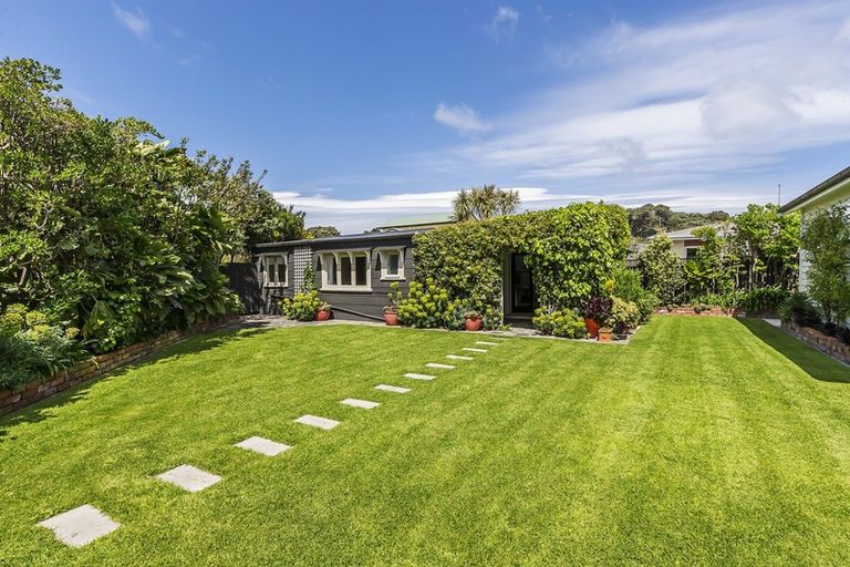 Photo of property in 66 Ludlam Street, Seatoun, Wellington, 6022