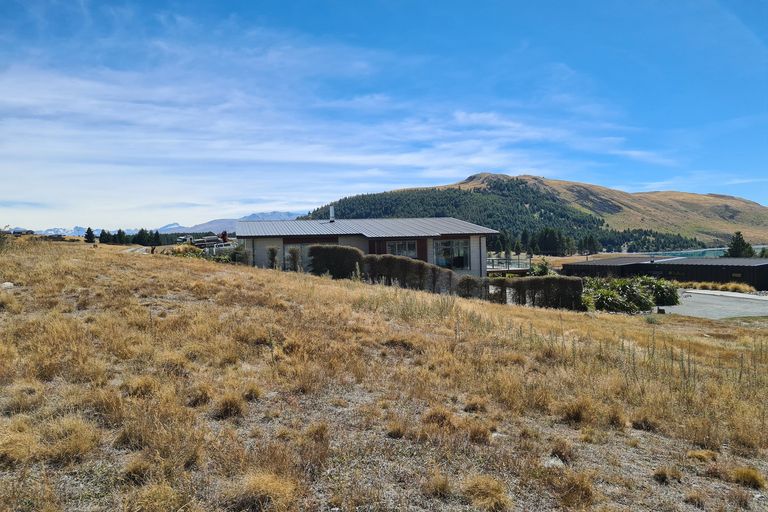 Photo of property in 20 Sibbald Lane, Lake Tekapo, 7999