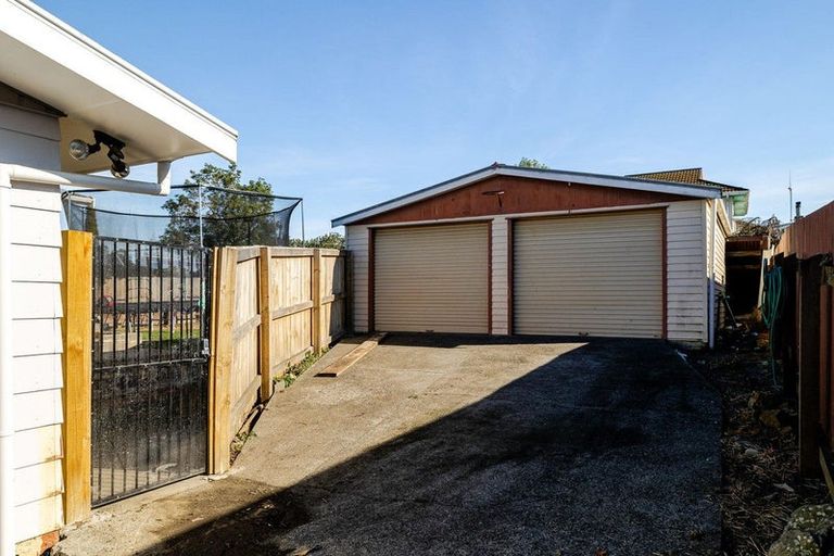 Photo of property in 14 Dewe Avenue, Feilding, 4702