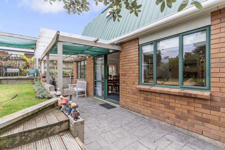 Photo of property in 1/9 Barcroft Place, Clendon Park, Auckland, 2103