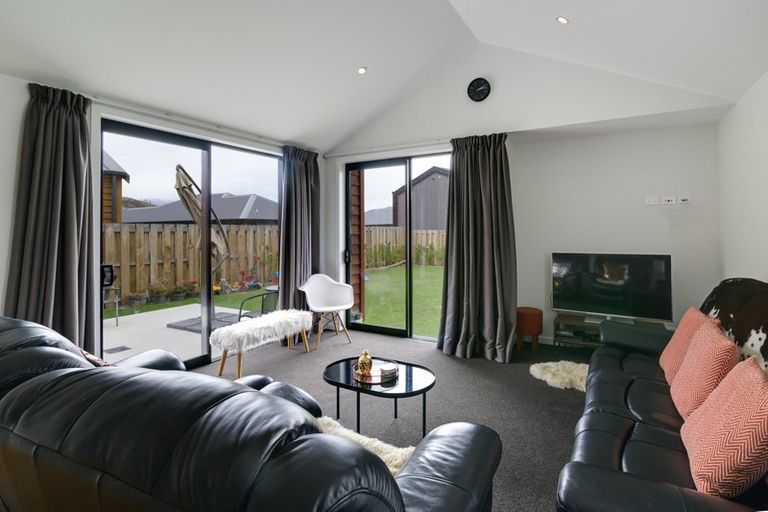 Photo of property in 25 Lauder Street, Lake Hayes, Queenstown, 9304