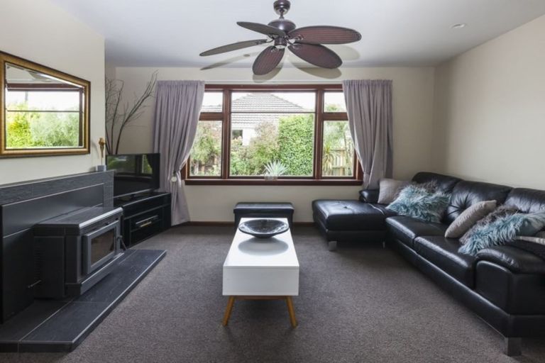 Photo of property in 159 Langdons Road, Northcote, Christchurch, 8052
