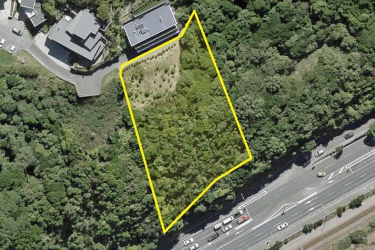 Photo of property in 22 Sovereign Point, Kaiwharawhara, Wellington, 6035