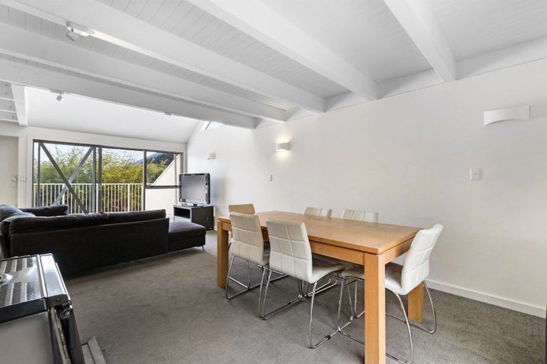 Photo of property in 5a Anderson Heights, Queenstown, 9300
