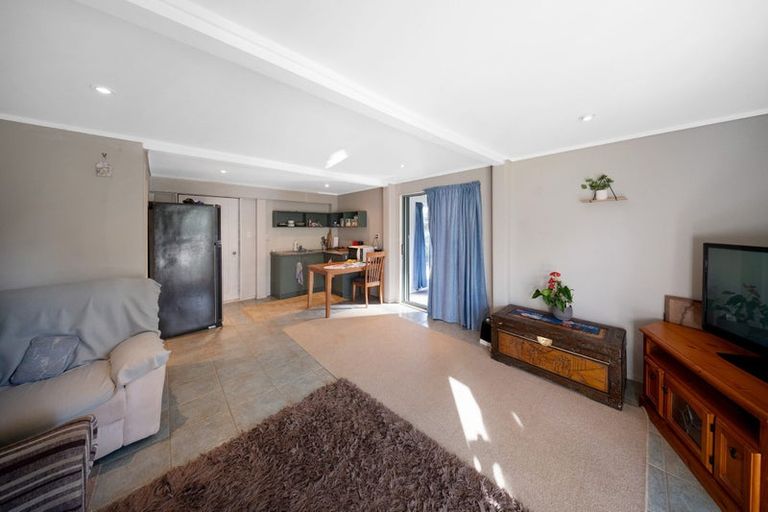 Photo of property in 33b Earlsworth Road, Mangere East, Auckland, 2024
