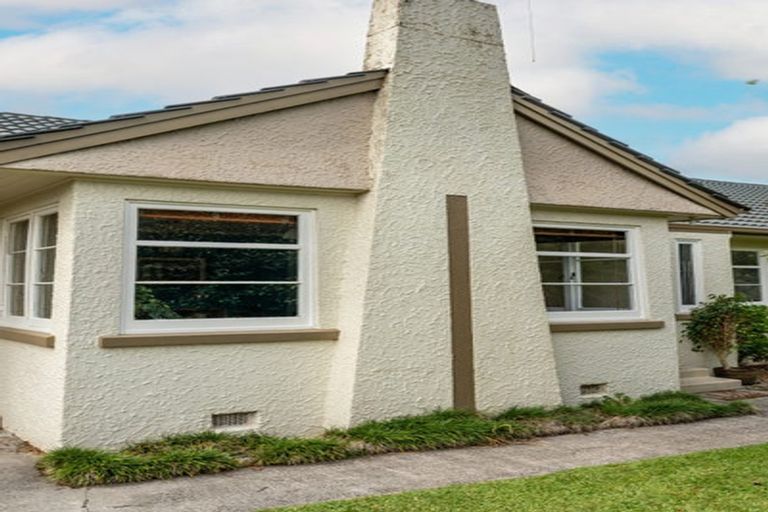 Photo of property in 37 Storey Avenue, Forest Lake, Hamilton, 3200