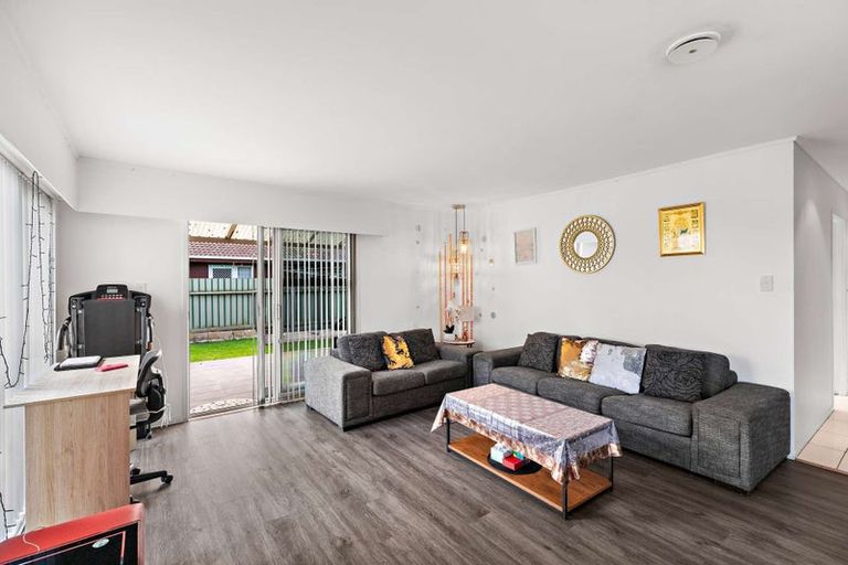 Photo of property in 3/14 Sturdee Road, Manurewa, Auckland, 2102