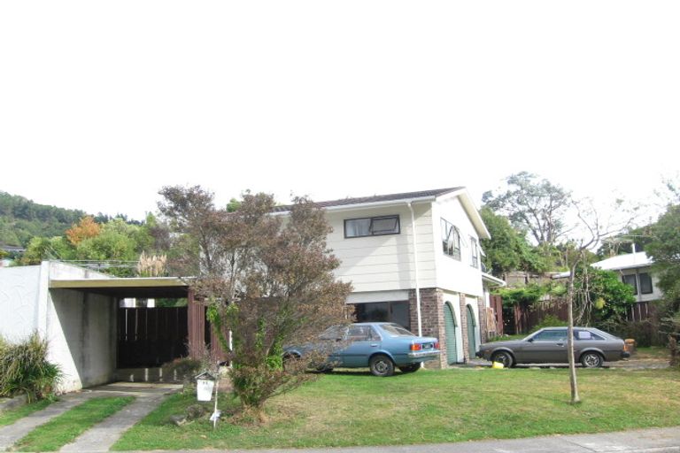 Photo of property in 72 Field Street, Silverstream, Upper Hutt, 5019