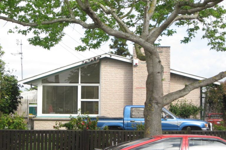 Photo of property in 251 Grimseys Road, Redwood, Christchurch, 8051