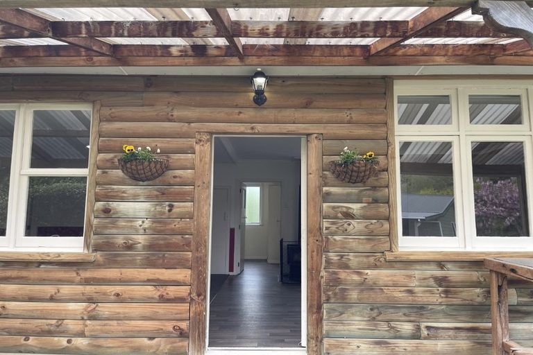 Photo of property in 82 Grant Road, Otatara, Invercargill, 9879