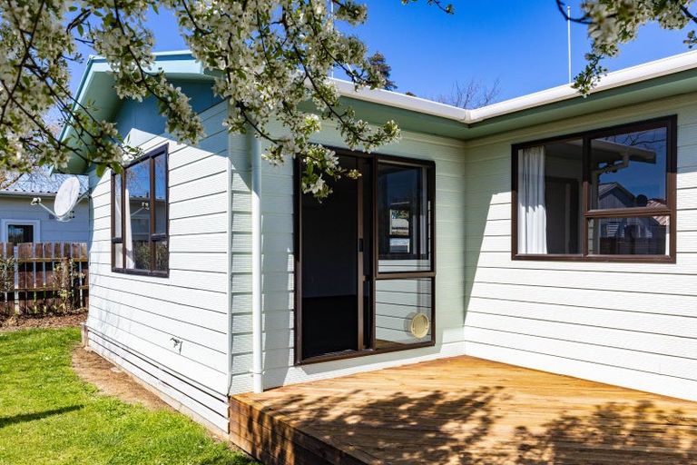 Photo of property in 2/8 Eltham Road, Blenheim, 7201