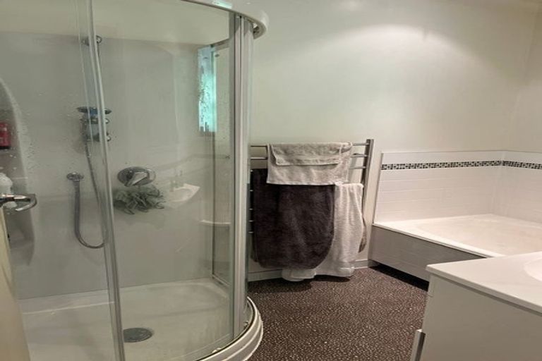 Photo of property in 26 Winston Street, Crofton Downs, Wellington, 6035