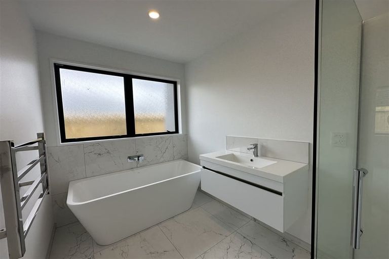 Photo of property in 4 Borthwick Street, Belfast, Christchurch, 8051