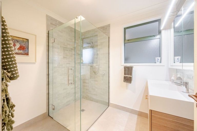 Photo of property in 11b Bedford Terrace, Waipukurau, 4200
