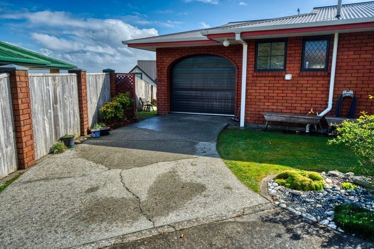 Photo of property in 18 Parfitt Place, Greymouth, 7805