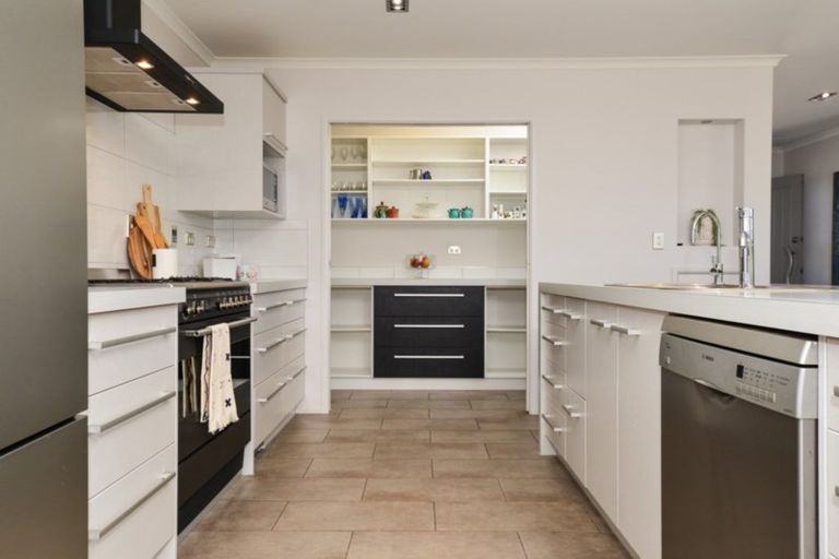 Photo of property in 9 Cornice Place, Flagstaff, Hamilton, 3210