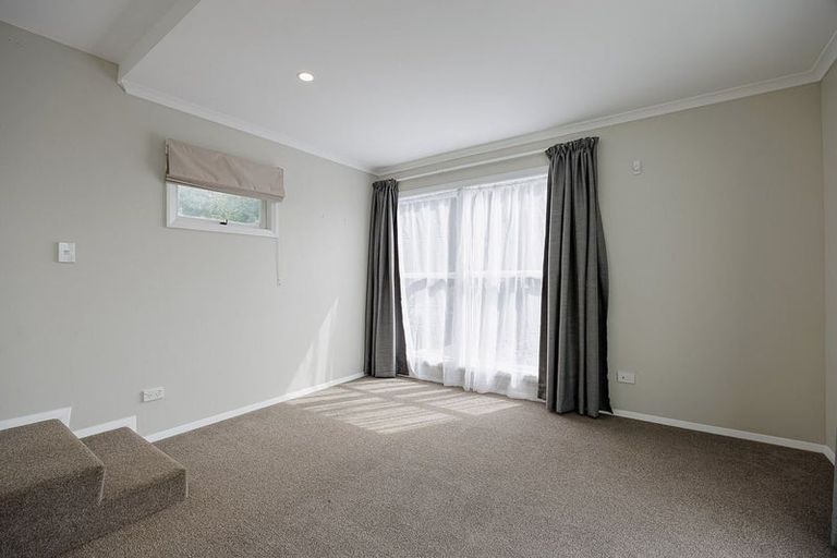 Photo of property in 49 Meeanee Road, Taradale, Napier, 4112