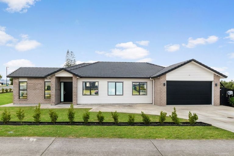 Photo of property in 1 Peacock Place, Pokeno, 2402