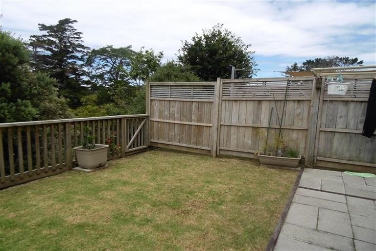 Photo of property in 20/11 The Avenue, Albany, Auckland, 0632