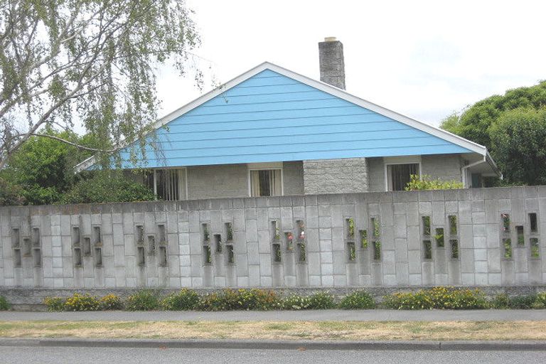 Photo of property in 27 Heathglen Avenue, Parklands, Christchurch, 8083