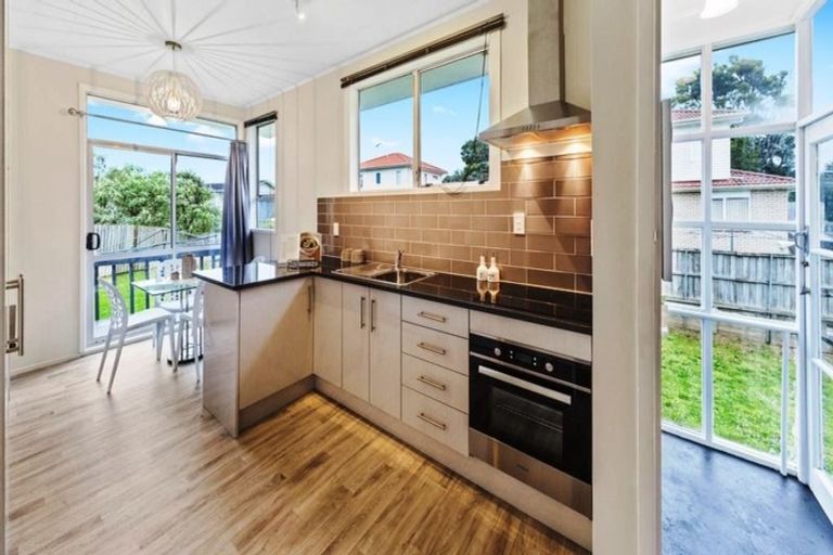 Photo of property in 64 Henwood Road, Mangere East, Auckland, 2024