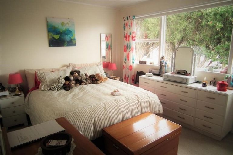 Photo of property in 21 Snells Beach Road, Snells Beach, 0920