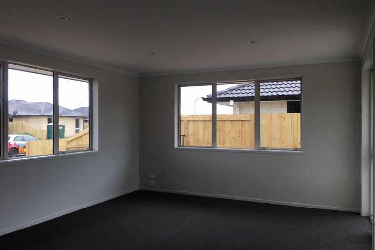 Photo of property in 7 Oka Street, Papamoa Beach, Papamoa, 3118