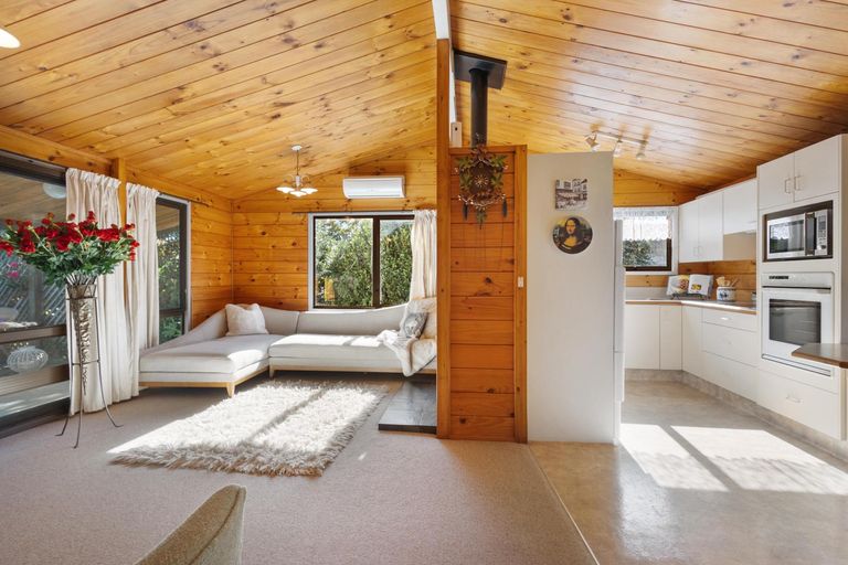 Photo of property in 5 Gordon Place, Leamington, Cambridge, 3432