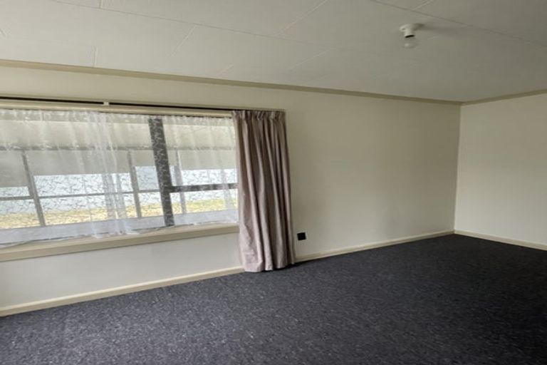 Photo of property in 352 Blenheim Road, Upper Riccarton, Christchurch, 8041
