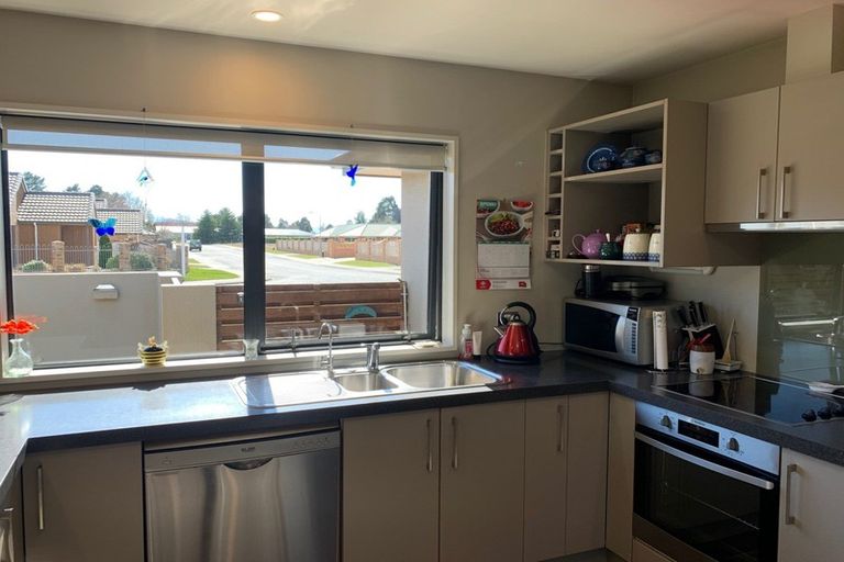 Photo of property in 112 Neplusultra Street, Cromwell, 9310