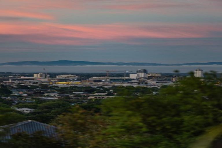 Photo of property in 42 Woodlau Rise, Huntsbury, Christchurch, 8022