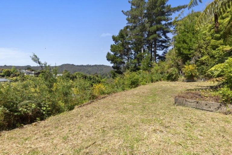 Photo of property in 47 Bird Grove, Stokes Valley, Lower Hutt, 5019